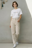 Namaste Oversize Tişört beyaz, unisex, kalın kumaş, rahat kesim; siyah ve beyaz renk seçeneği.