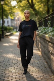 Namaste Oversize T-shirt siyah, çok renkli NAMASTE yazısı, açık havada yürüyen unisex rahat oversize.