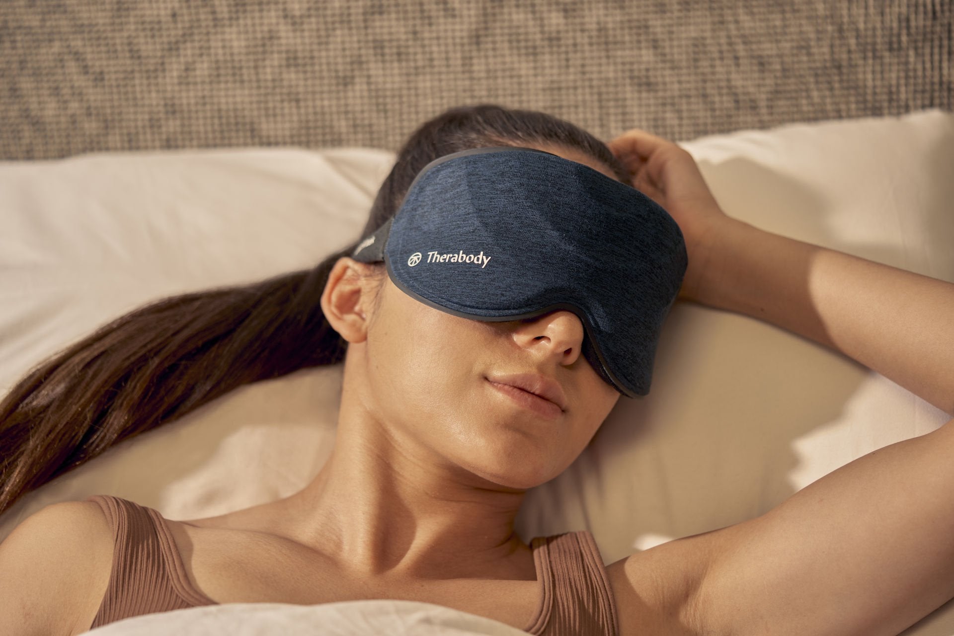 therabody sleep goggles Therabody Rechargeable Padded Sleep Mask