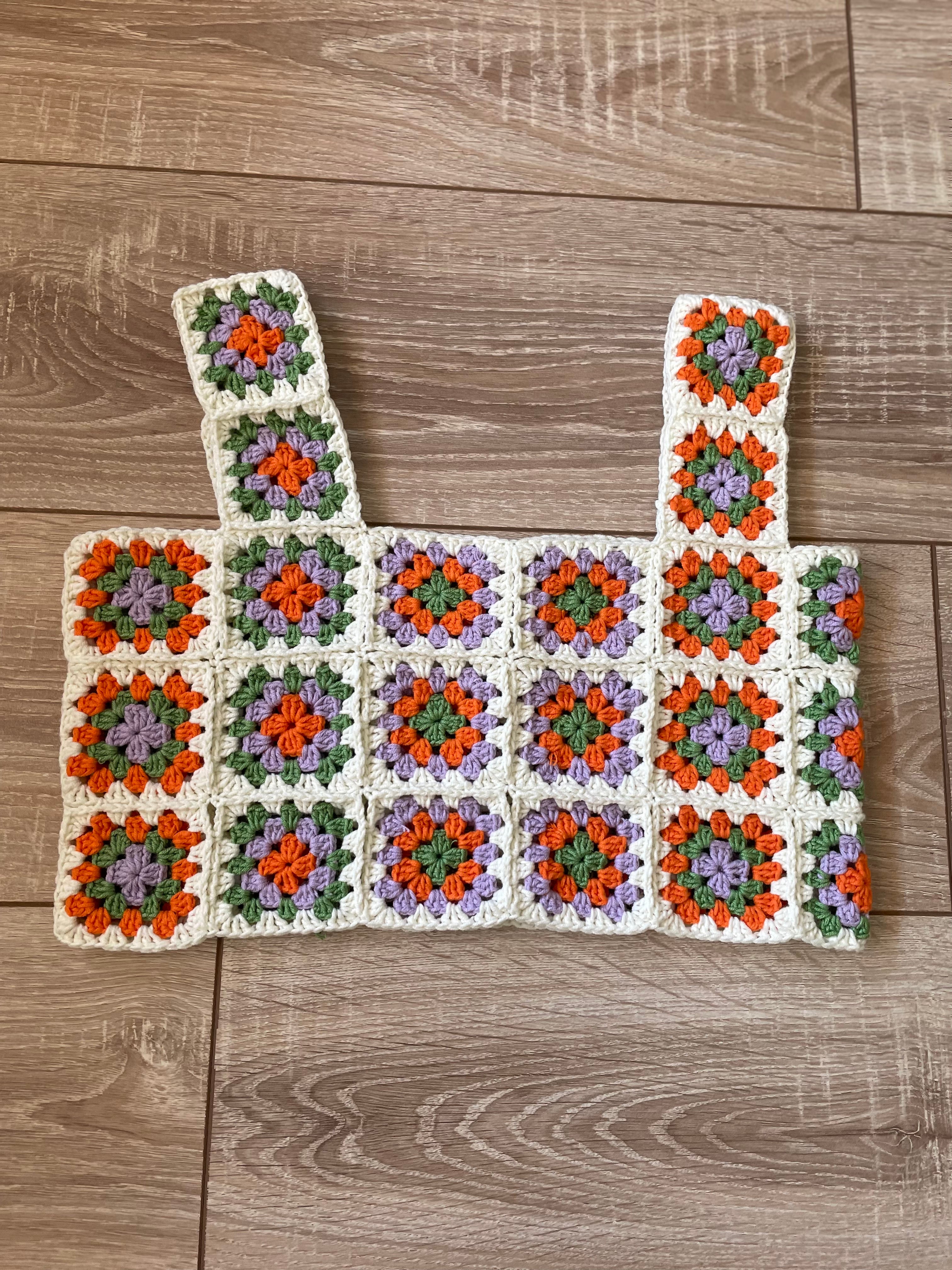 Crochet / Tığ işi- Beyaz çiçekli üst