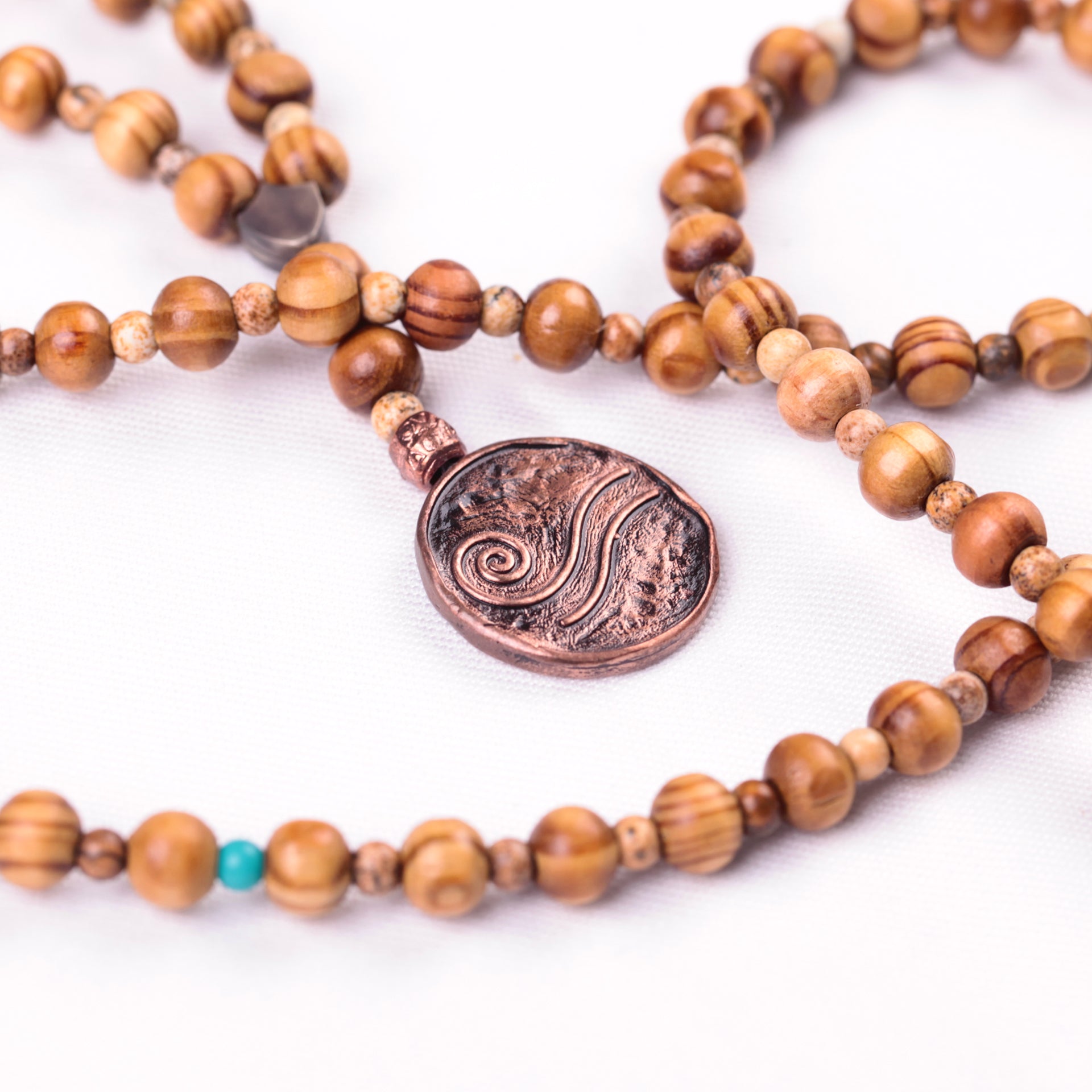 Tesbih Kolye (Sandal) - Su (Empati)      Mala Necklace (Sandalwood) - Water (Empathy)
